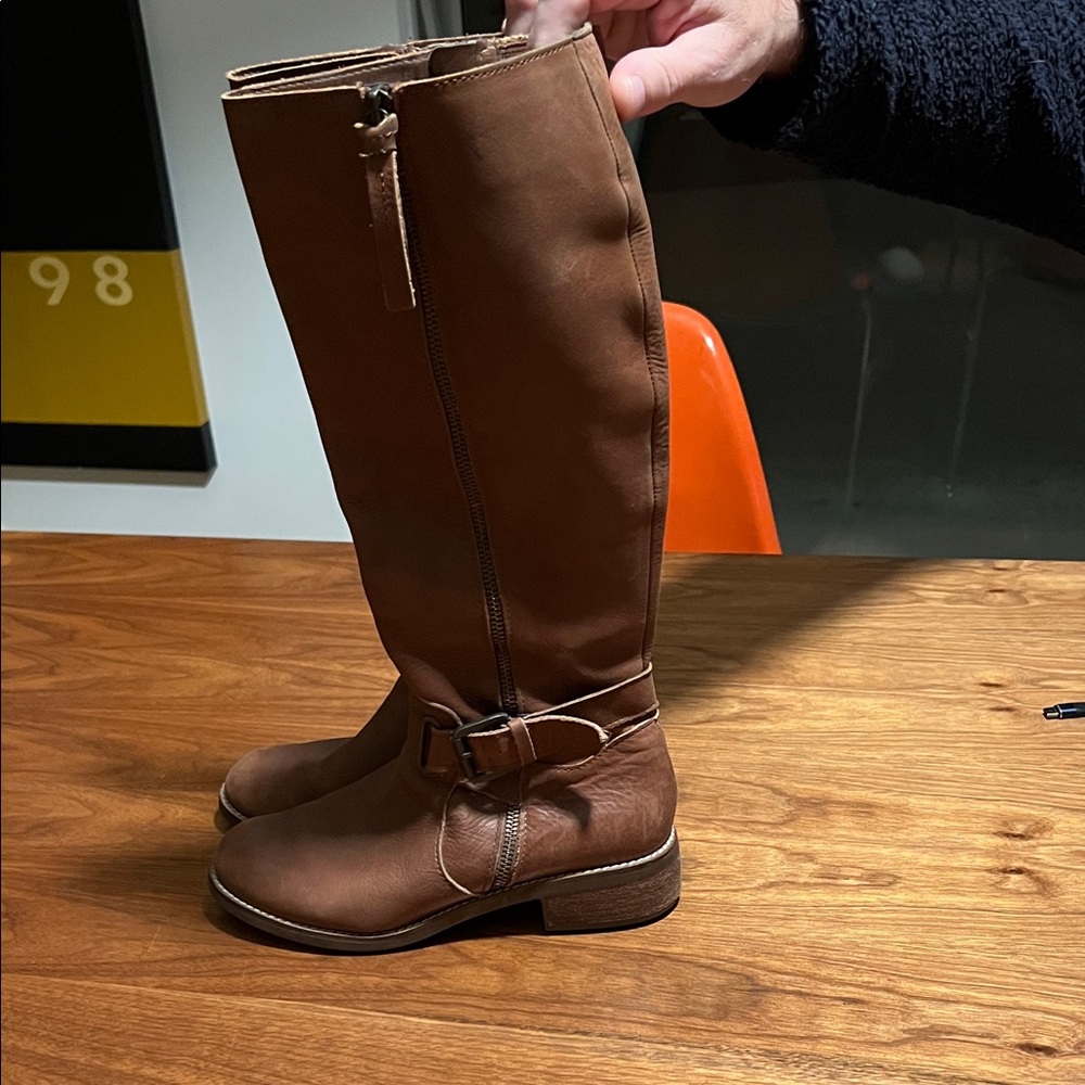 Brown Knee-High Leather Boots